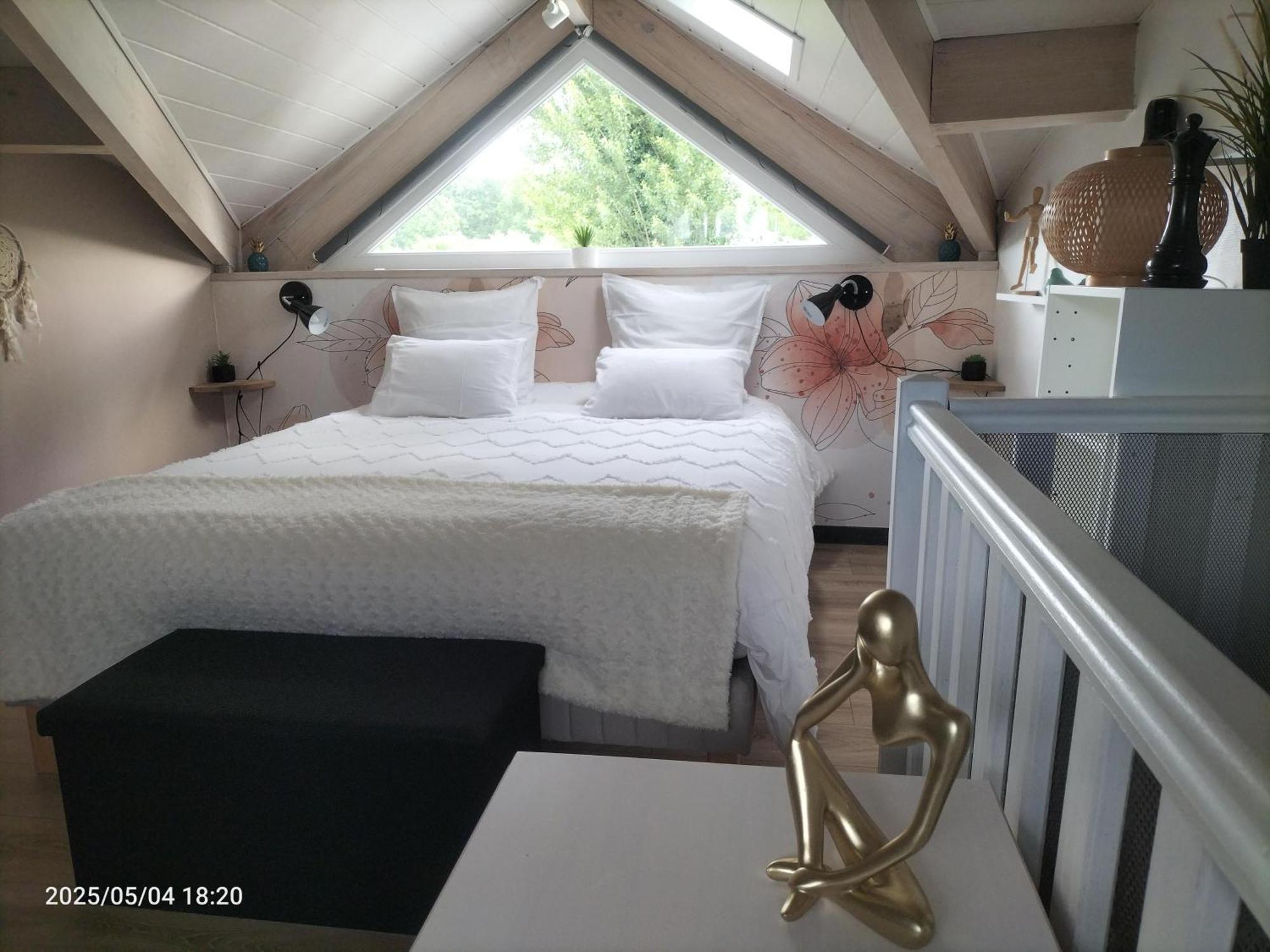 Апартаменты Au Bord Du Vieux Moulin Мериньяк Экстерьер фото