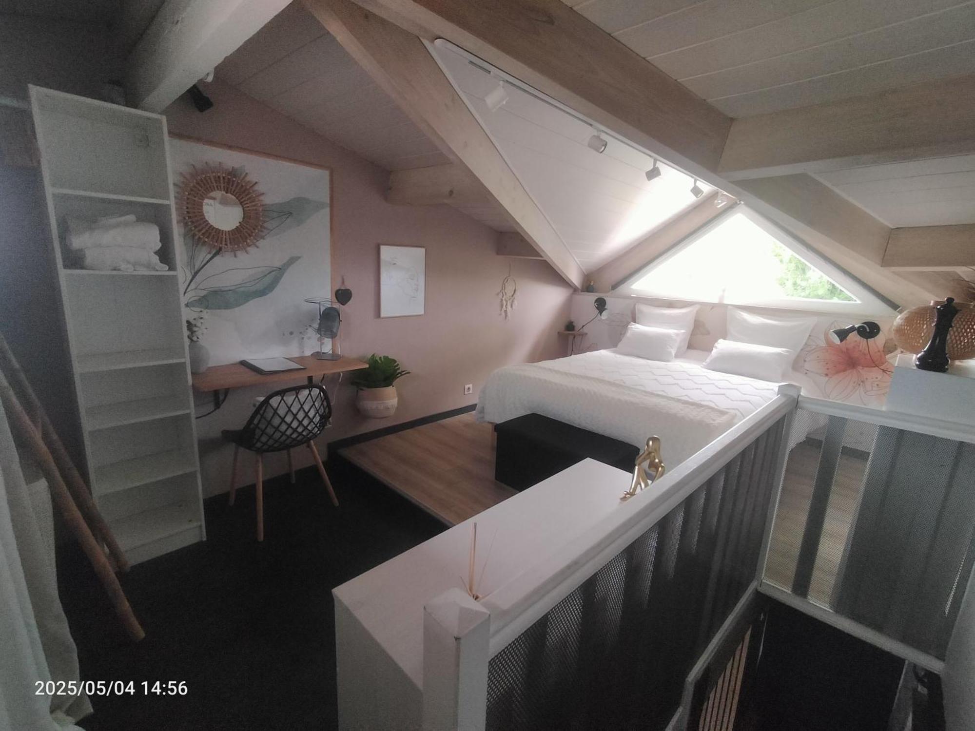 Апартаменты Au Bord Du Vieux Moulin Мериньяк Экстерьер фото